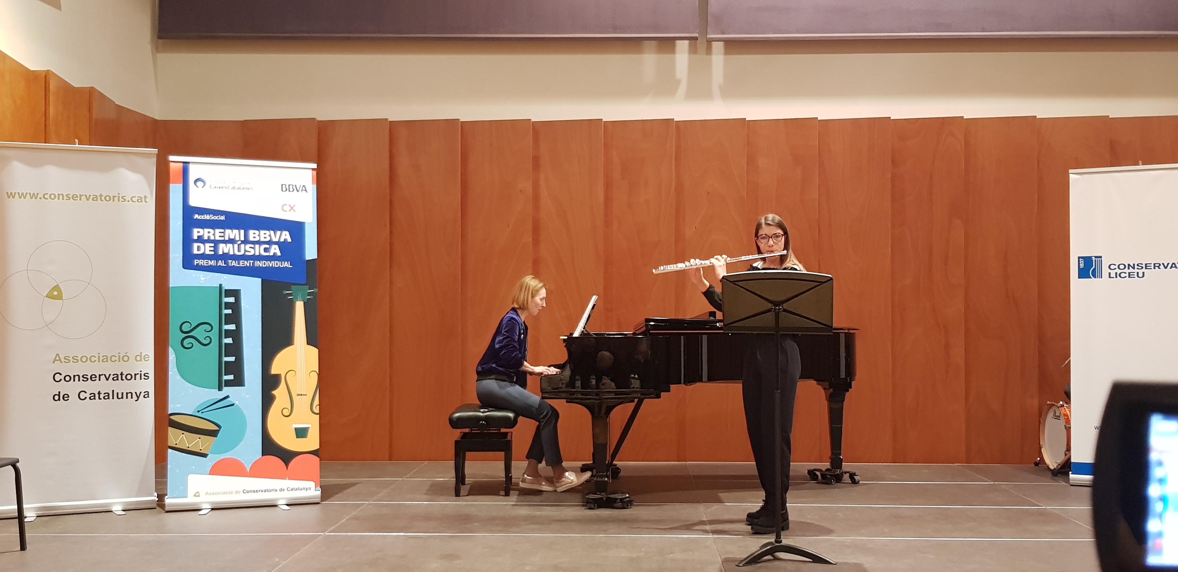 2018-04-22 11.52.10 2018-04-22 11.52.10